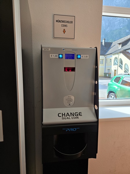 기념품샵_동전교환기