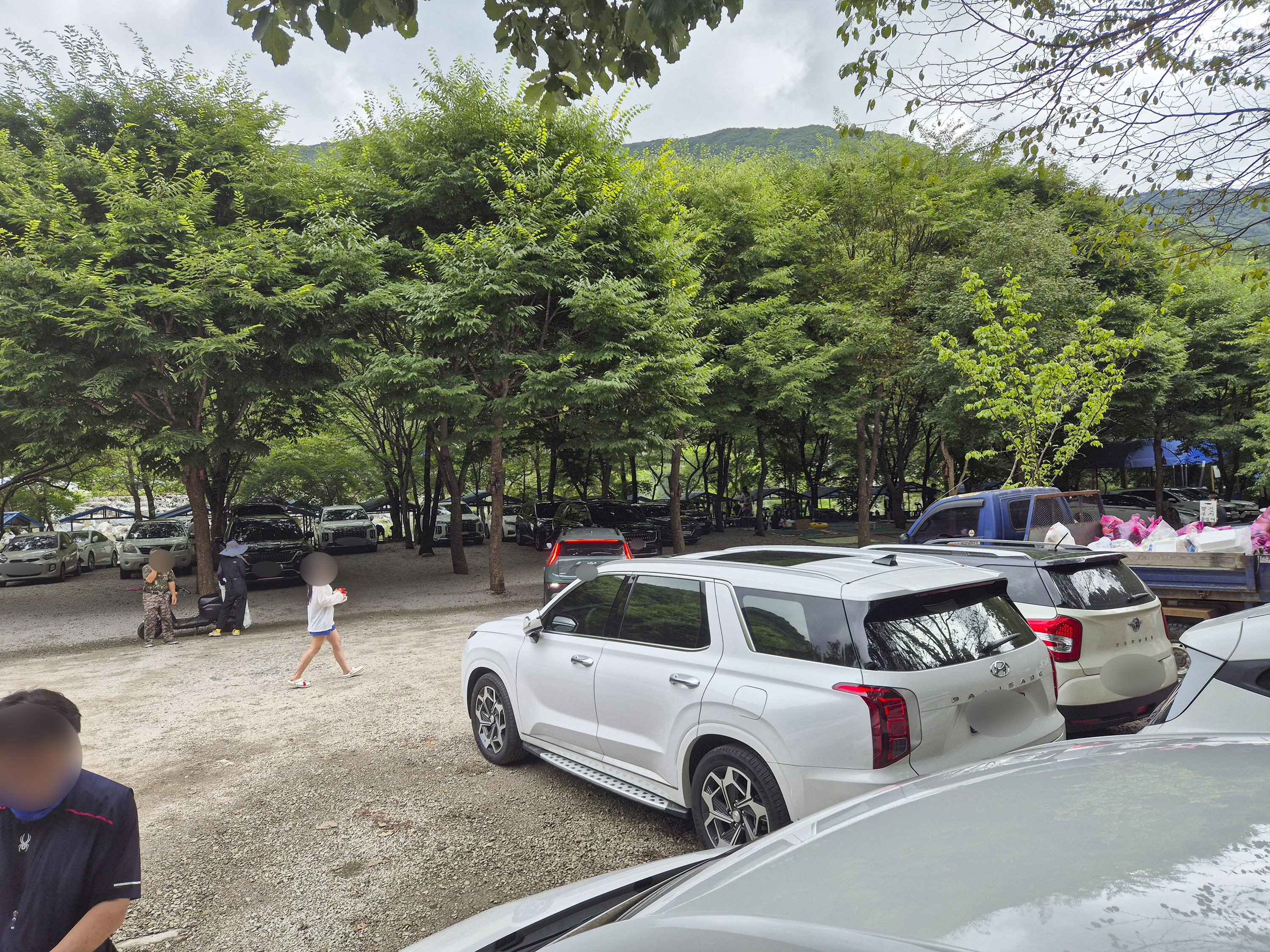 물소리 캠핑장 주차장 모습