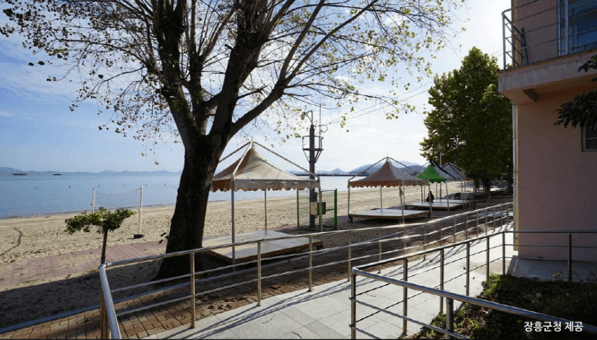 수문해수욕장
