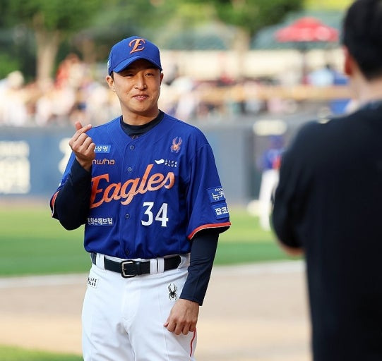 충격 FA중 손아섭만 비행기 못 탔다 한화 계약이 현실적