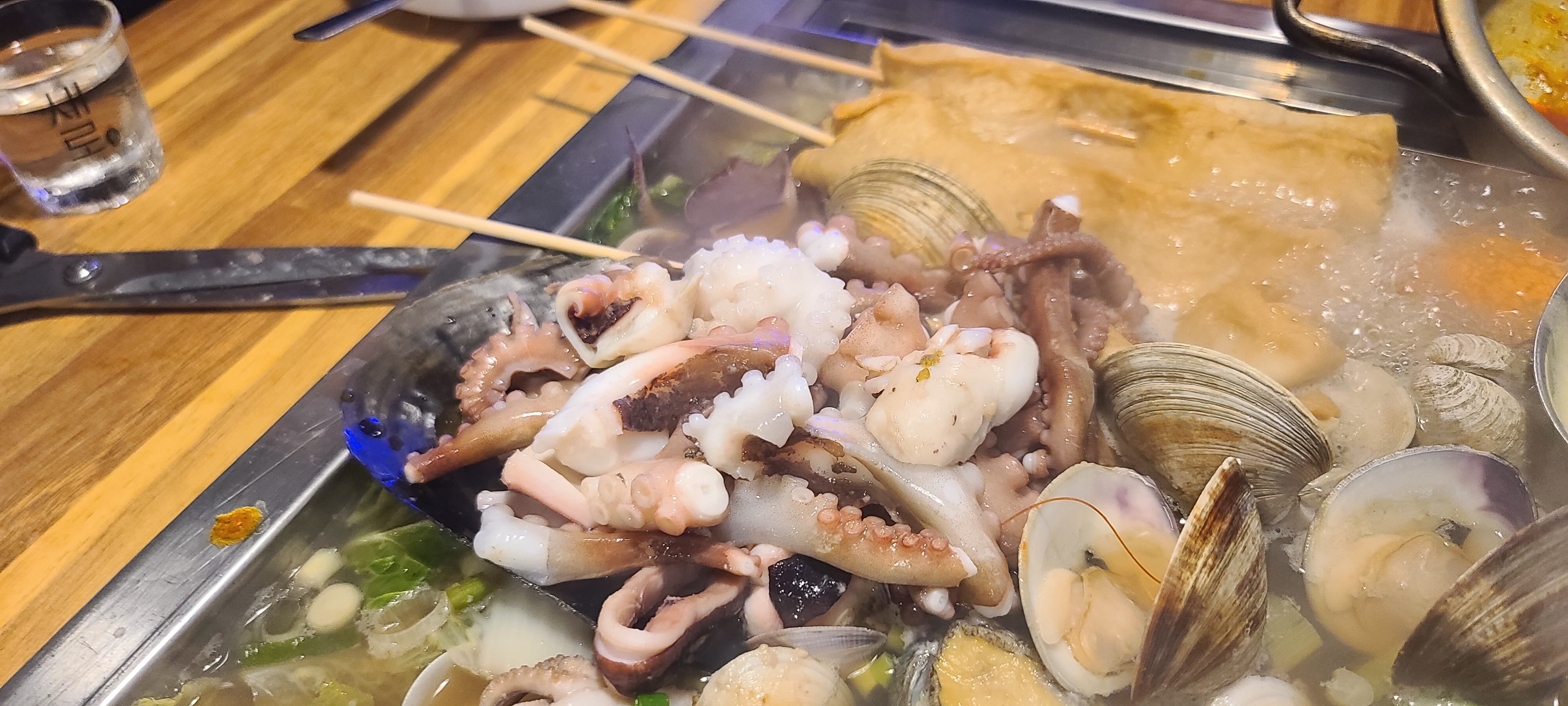 바다수퍼 해물천하 조개구이 성남맛집 단대오거리점 기력보충 시원한내부 바다인테리어 국물조개찜 통문어 통오징어 통꽃게 전복 소주한잔