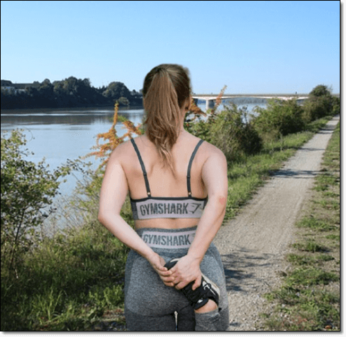 달리기 하다가 다리에 쥐난 여성