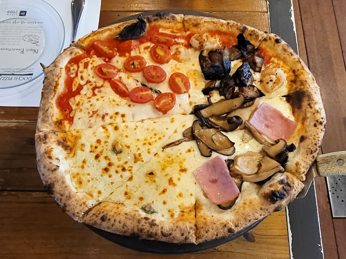 강남역 화덕피자 '도치피자'