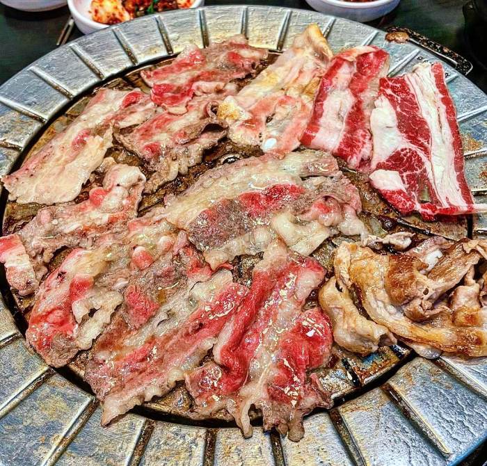 식객 허영만 백반기행 강남 신사 논현 우삼겹 쌈밥 맛집