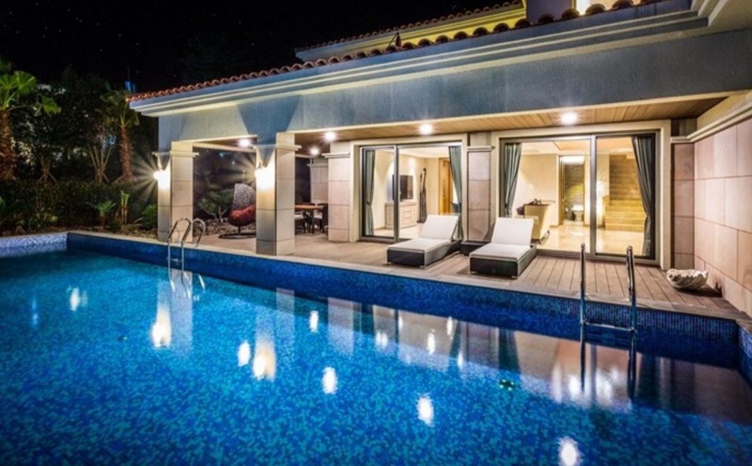 프리빌리지 개별 수영장