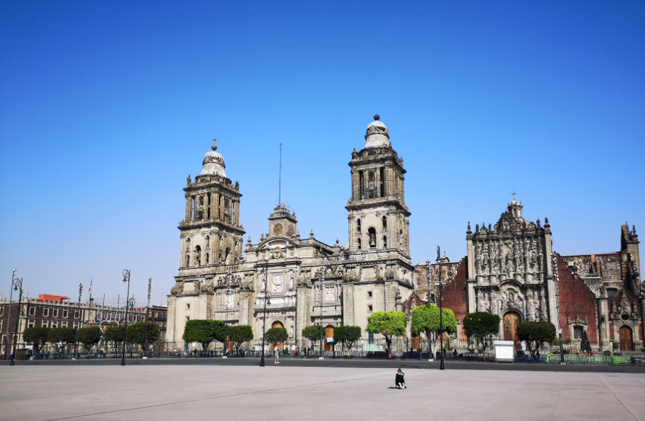 멕시코시티 : 프라콘, 나와틀코, 도로시아 동굴