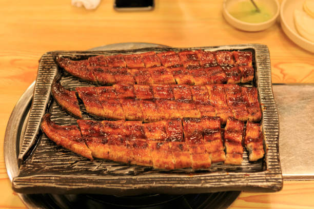 양념 장어구이와 진팔델 와인 페어링