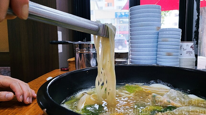 인천-학익동-개성손만두-만두전골-칼국수-사리