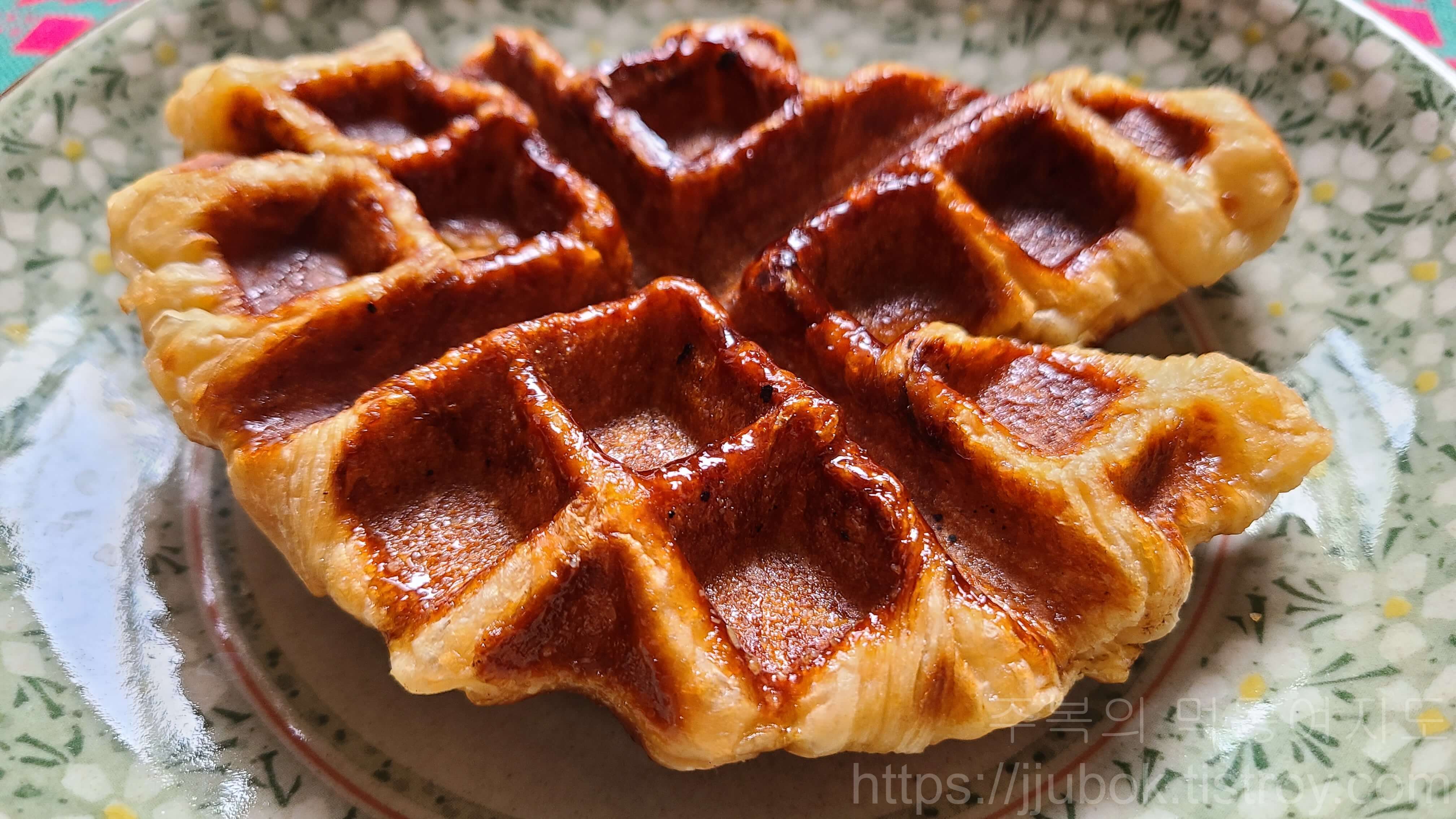 파란만잔-PARANMANJAN-카페-플레인-크로플-2