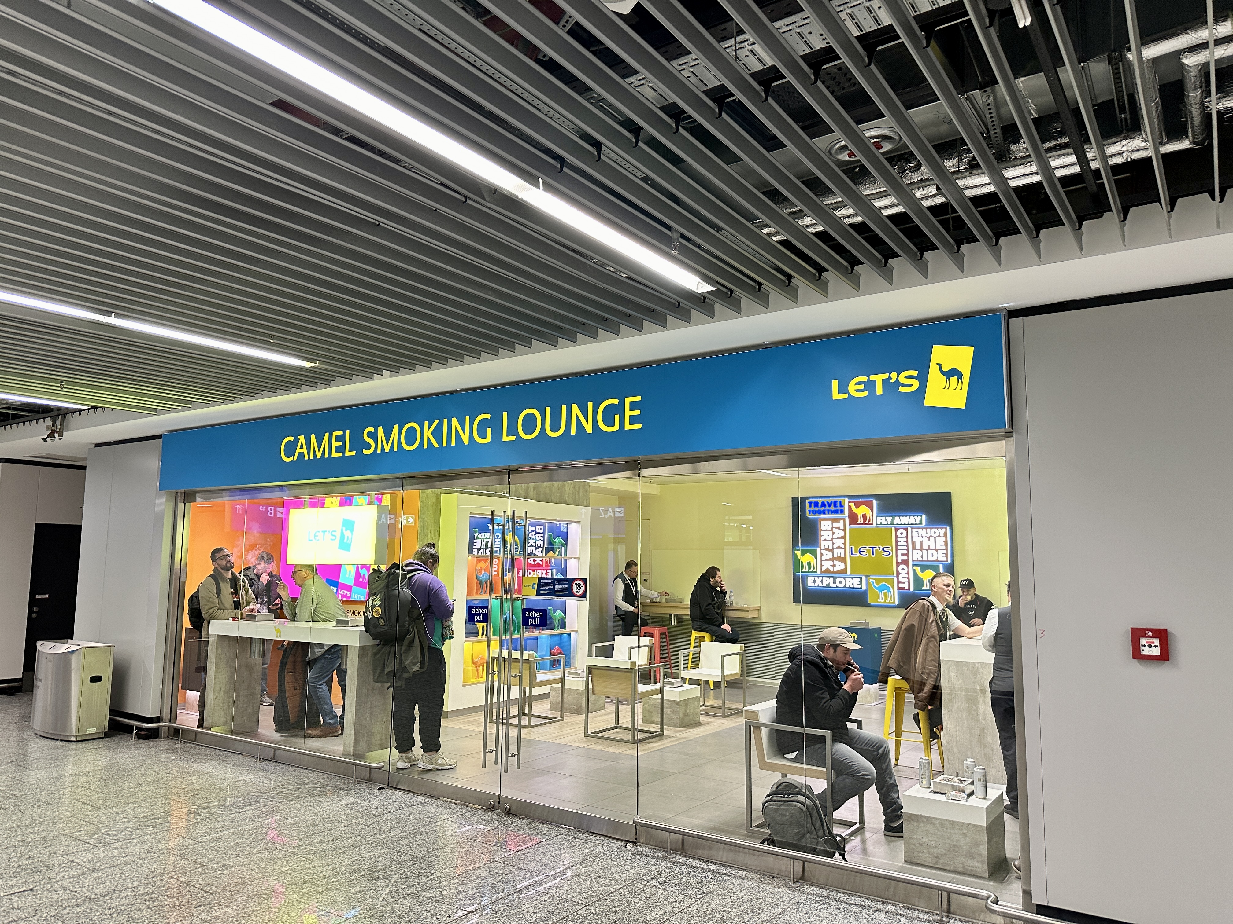 프랑크푸르트 공항 흡연구역