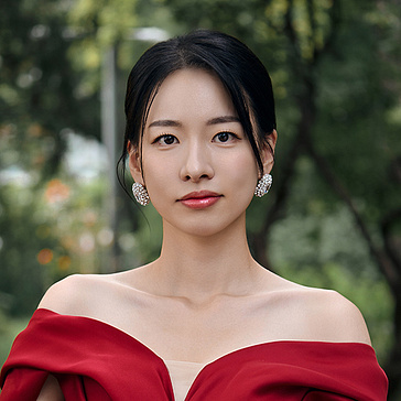 배우 이시아 프로필, &lsquo;친밀한 리플리&rsquo;의 차정원 역에서 돋보이는 강단과 깊이