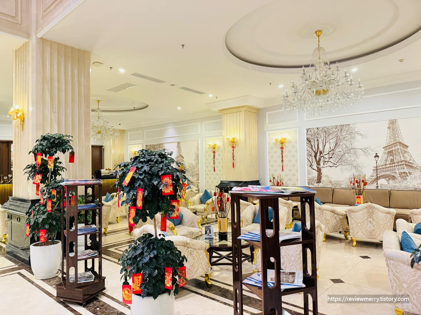 우측 쉬는 공간