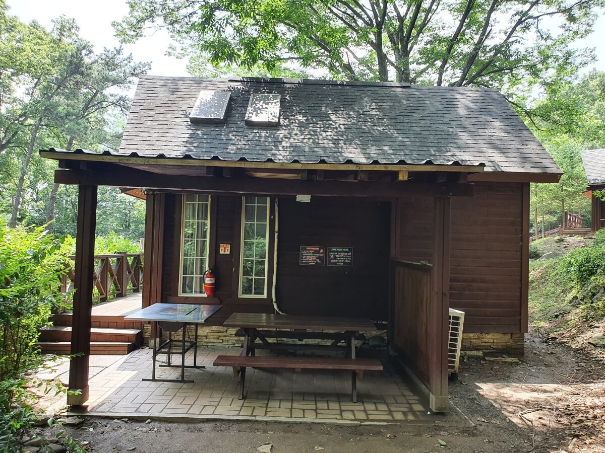 숲속의집 8인실 사진