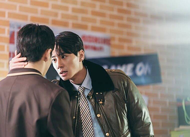 배우-이준영