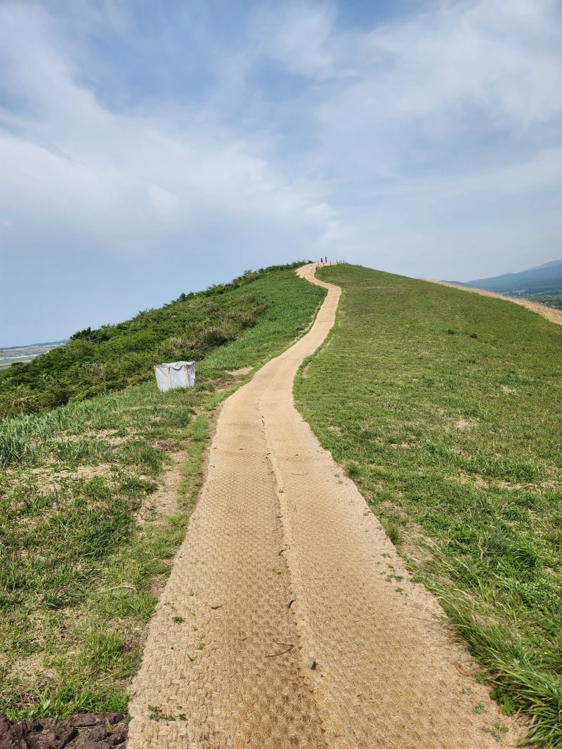 새별오름-정상-도착-직전