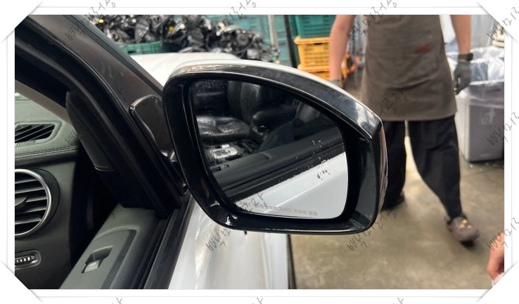 랜드로버 디스커버리4 속프레임 교체 수리 완료 후