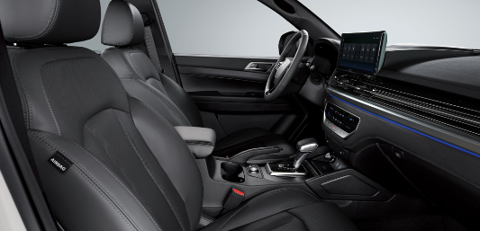 렉스턴 스포츠 칸 내부 디자인