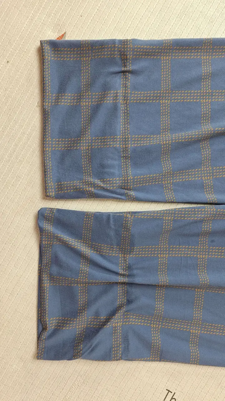 옷수선-테이프로-바지단-줄이기