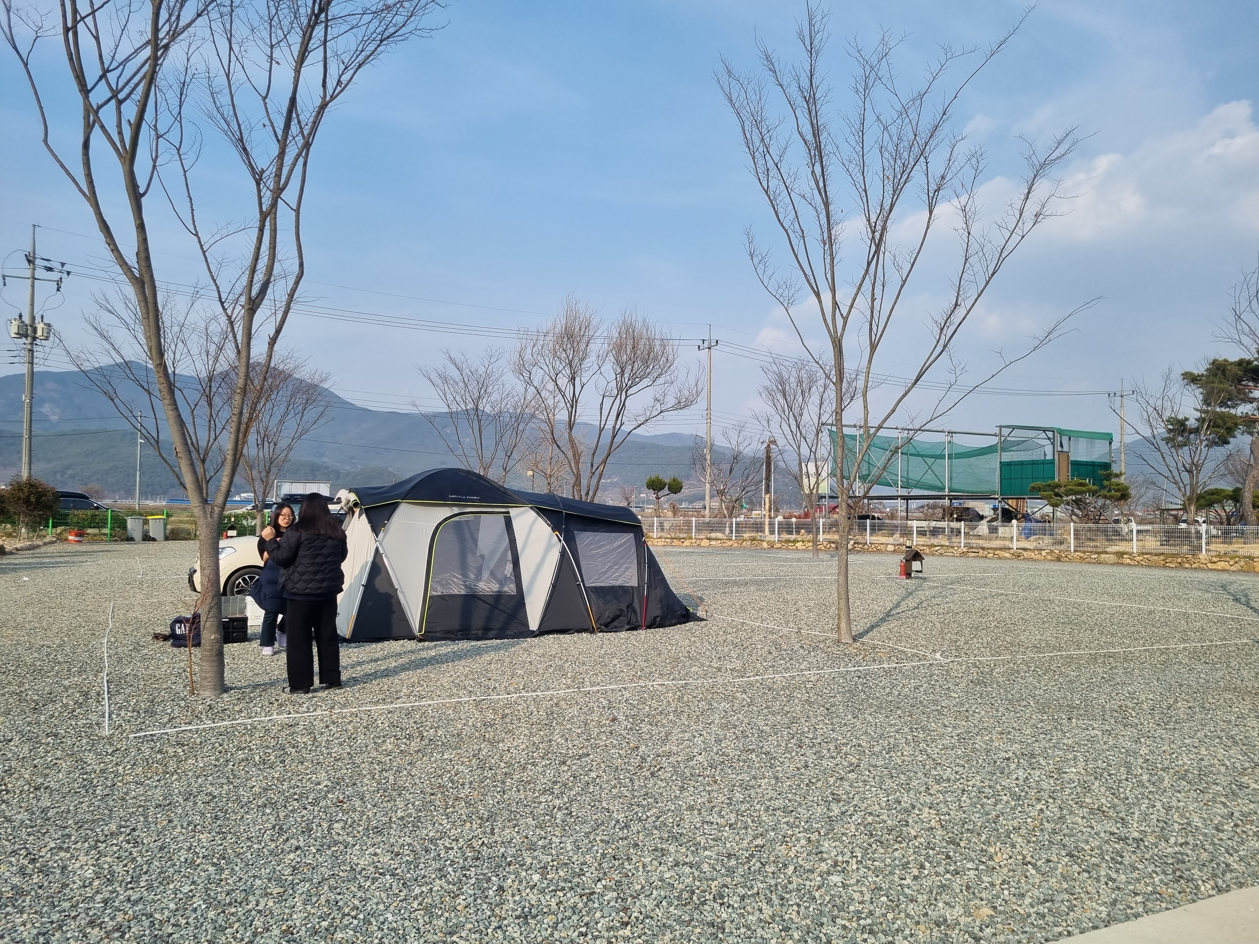 엠와이 힐링 캠핑장