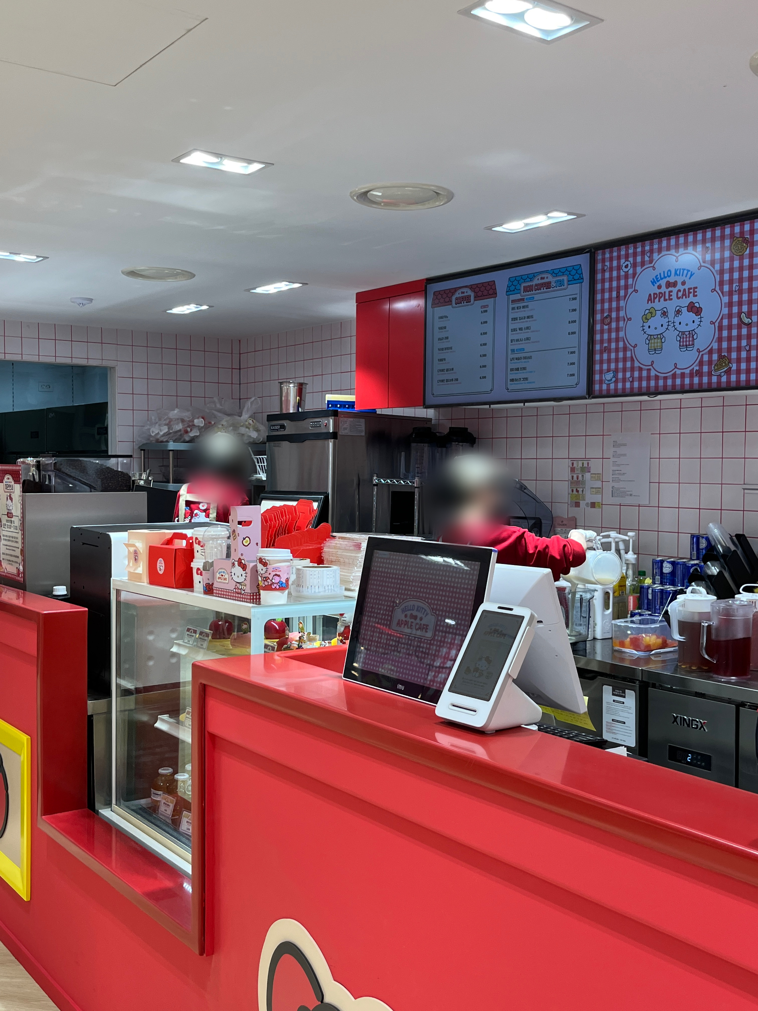 헬로키티 애플카페