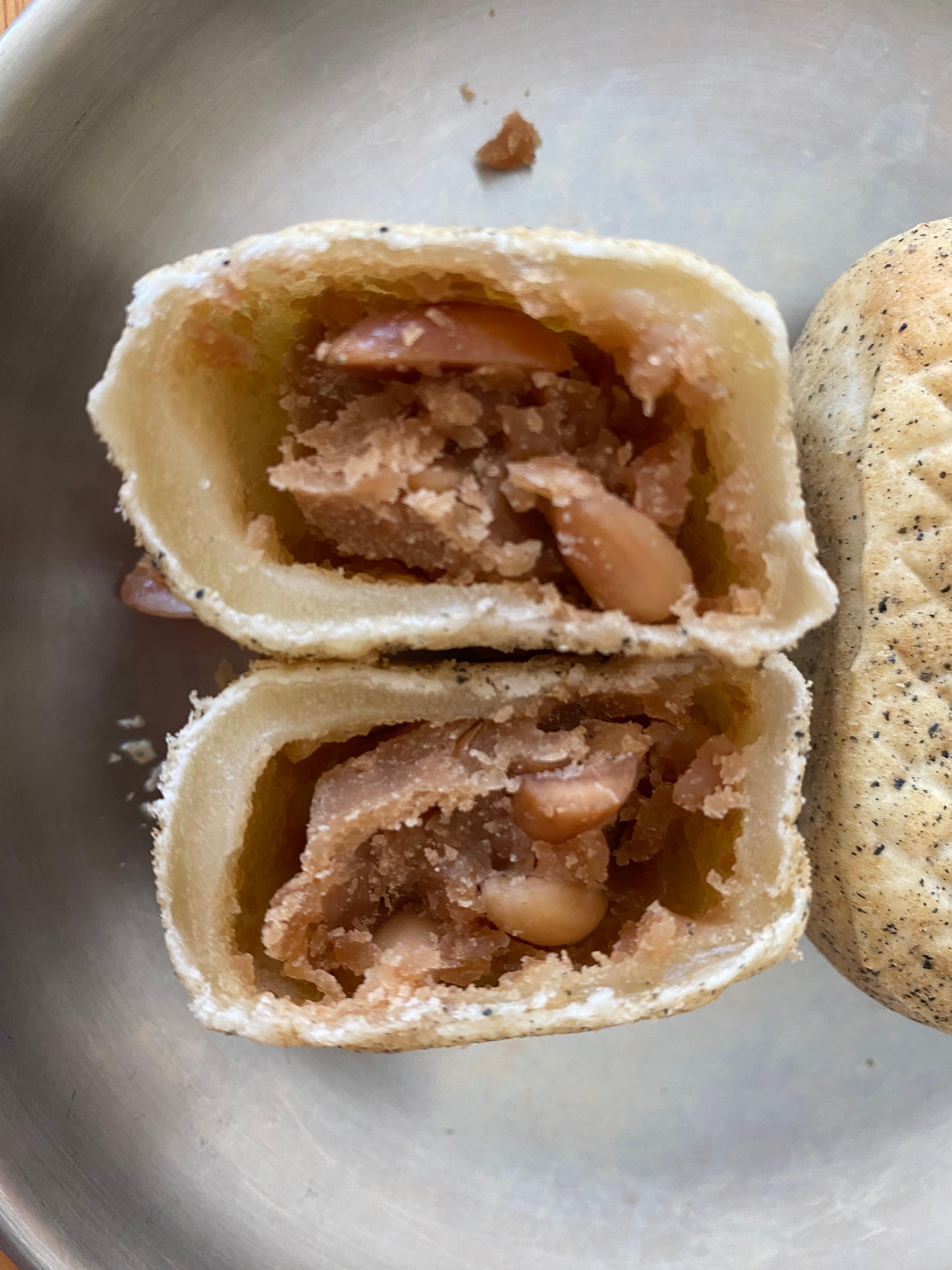 알앤알땅콩빵 속 모습