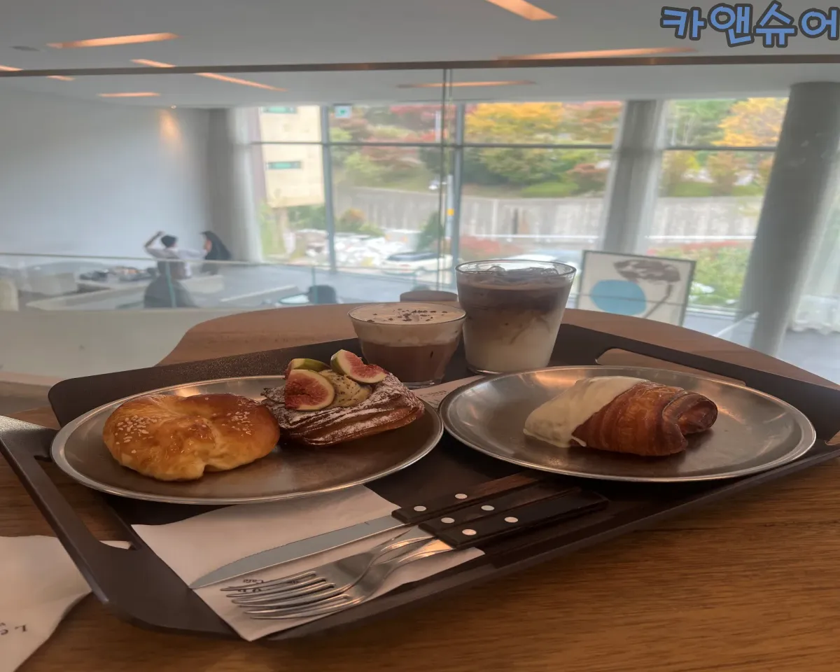 수원-르디투어-카페-빵-커피