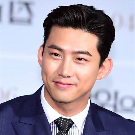 옥택연