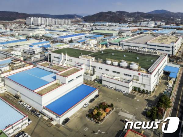 LG이노텍, 3분기 영업이익 2037억 고부가 카메라 모듈이 큰 역할