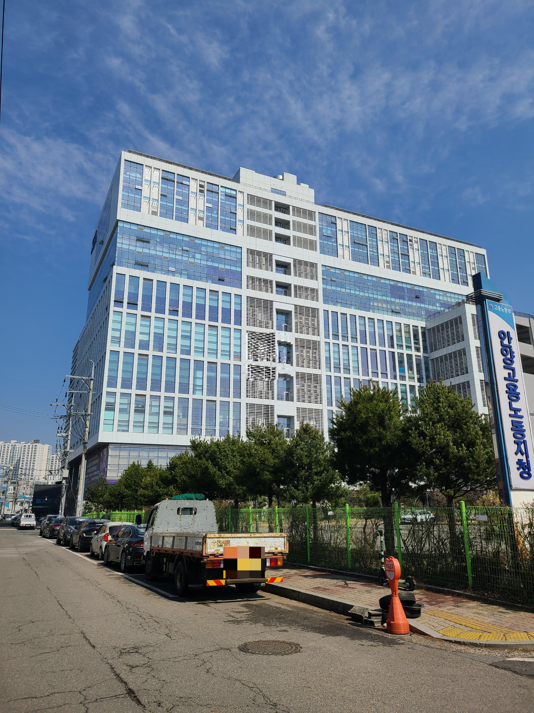 두산명학아너비즈타워 외관 및 주변환경3