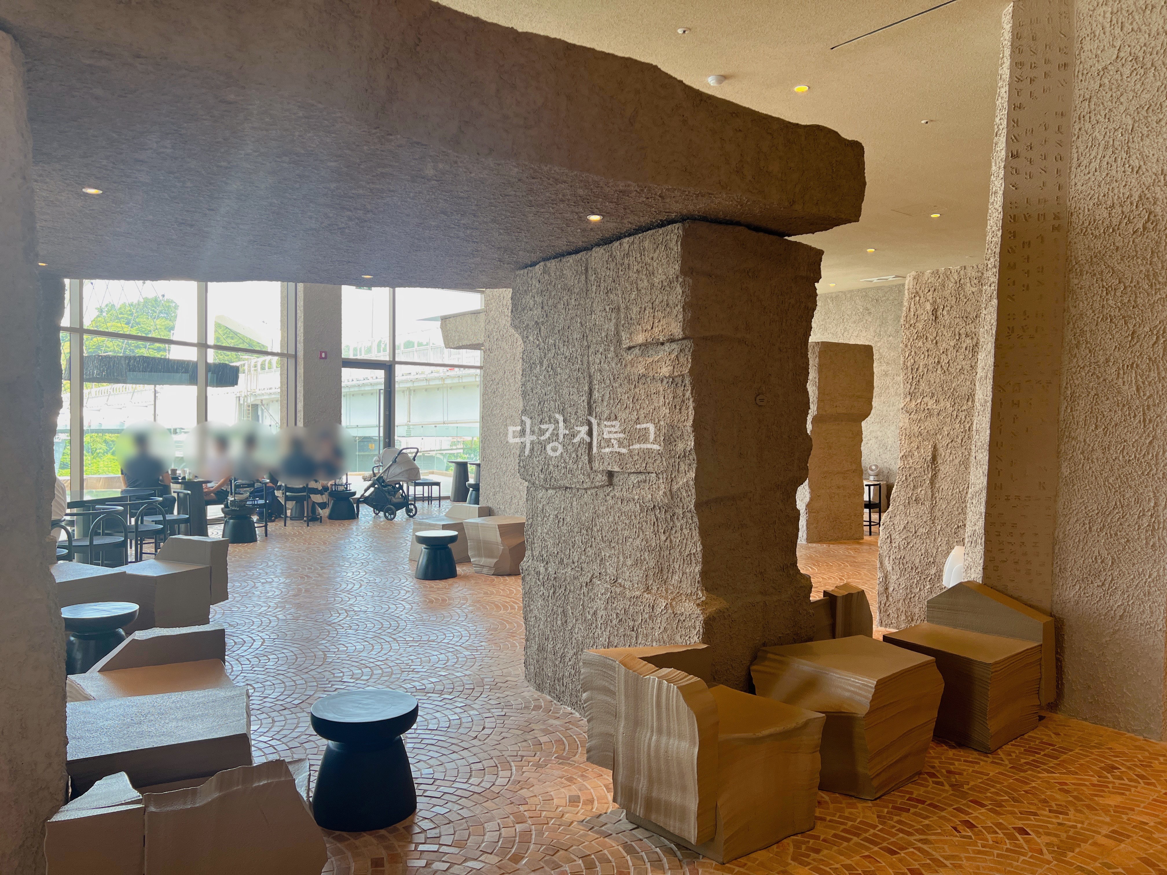 여수 화정면 백야대교 카페