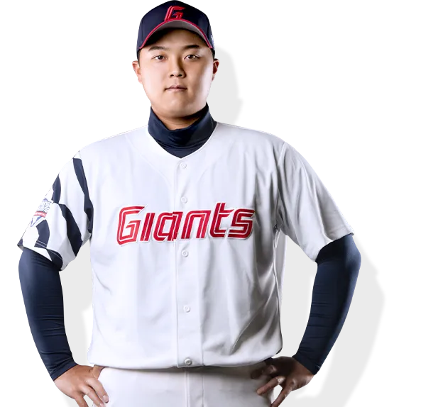 한동희 선수 사진