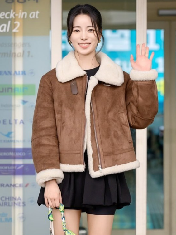 임지연 공항패션 시슬리 무스탕 착용