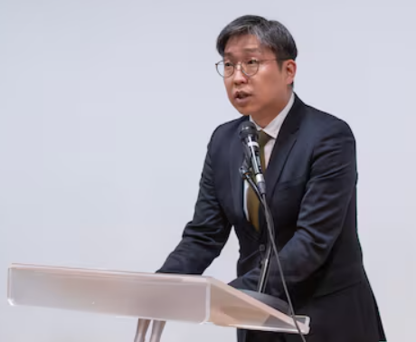 유승수 변호사 김용현 전 국방부장관 변호