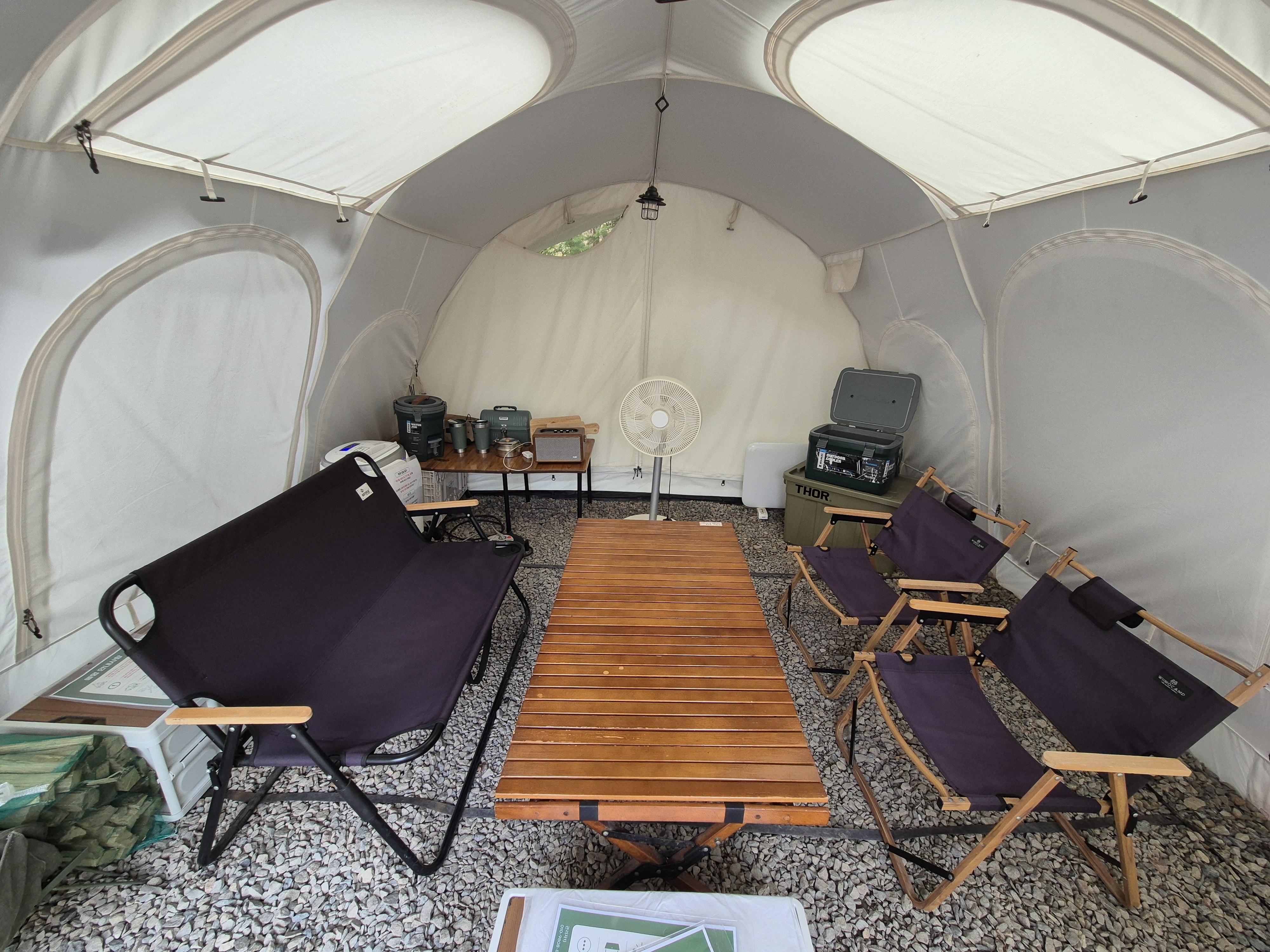 B시트 식사텐트