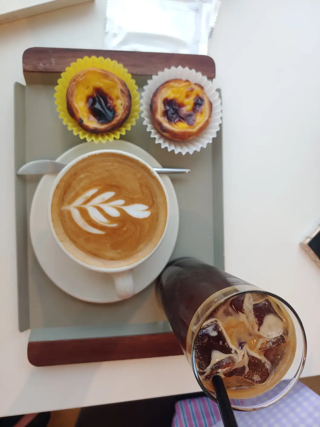 은계호수가-바라다-보이는-카페