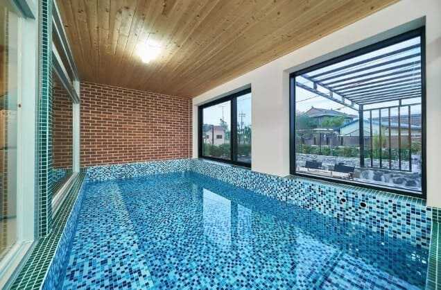 남자만인 오여 풀빌라