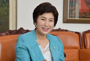 전혜숙 의원 민주당 탈당 배경