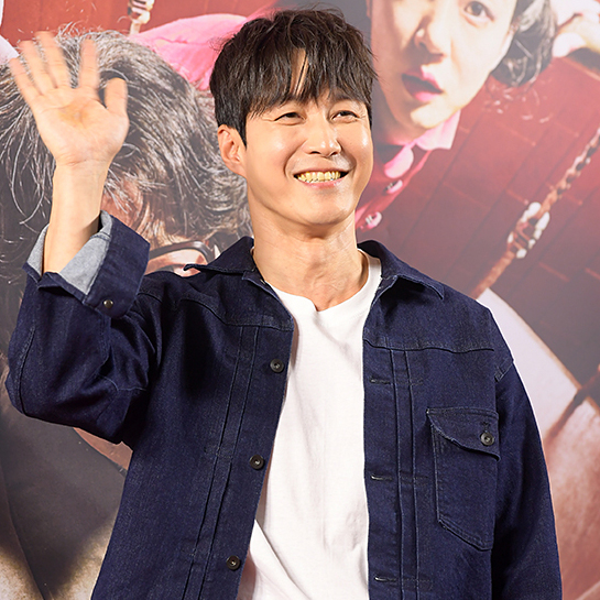 거미집 VIP 시사회