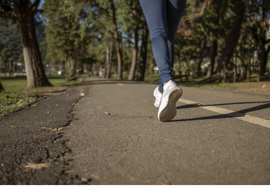 칭찬받는 아이의 모습