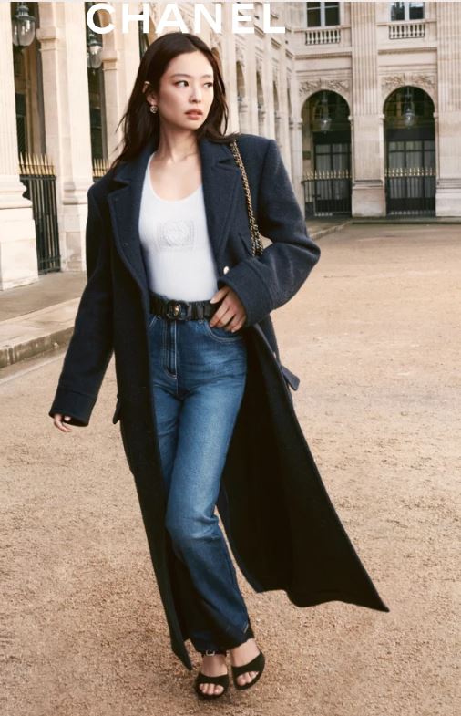 데님과 롱코트, 일상의 우아함. 제니 화보