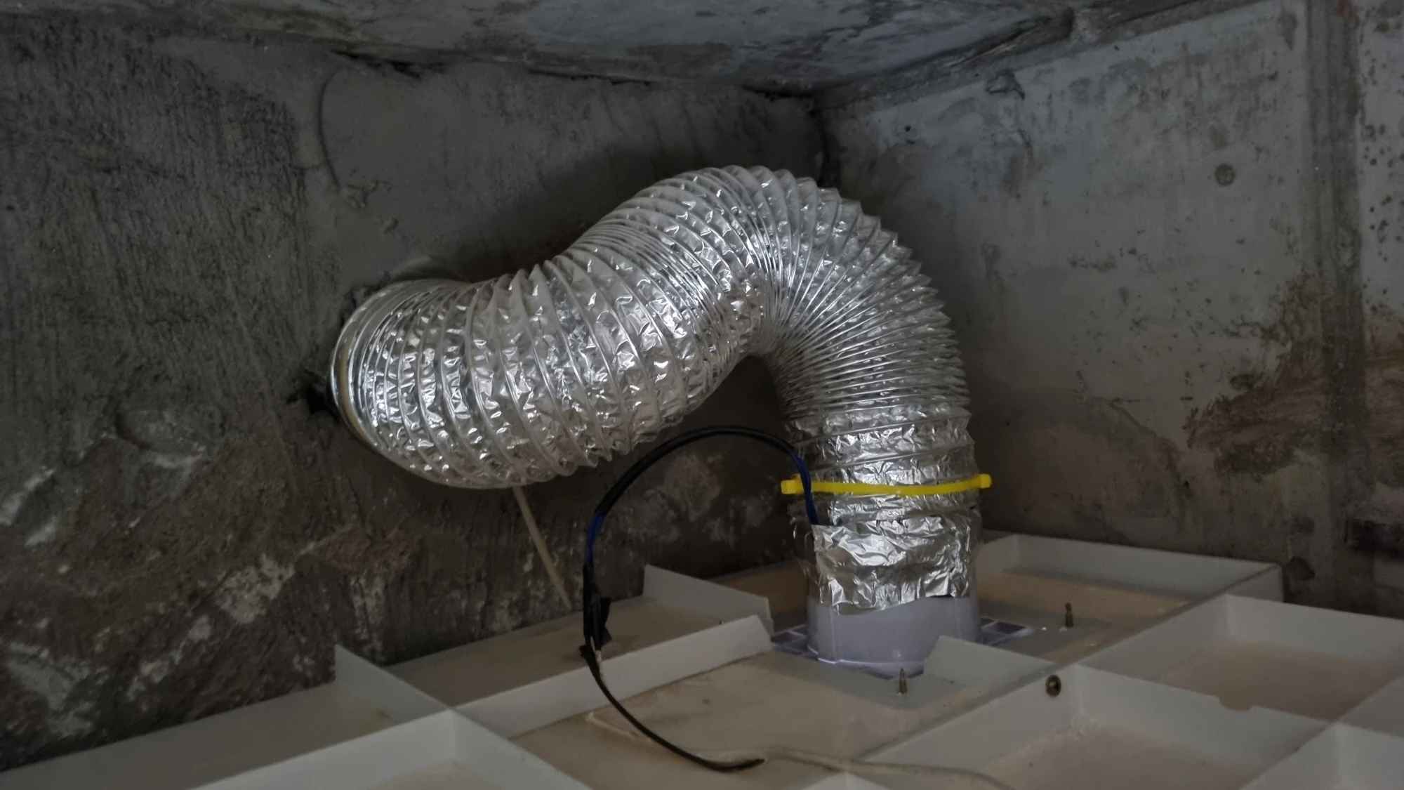 환풍기 댐퍼 연결 설치 상태 모습