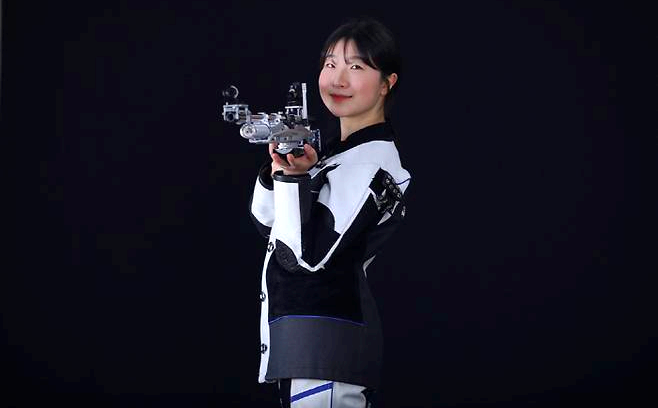 반효진
