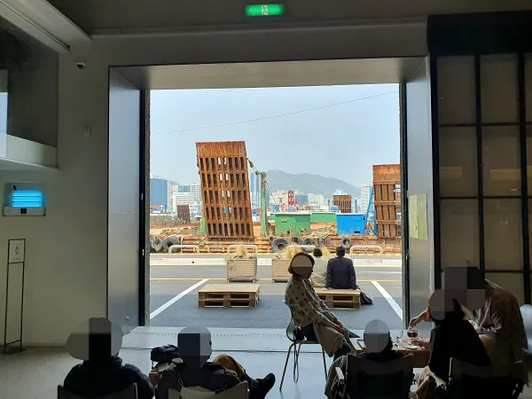 모모스커피 영도 내부 3