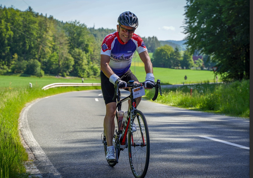 사이클 경주 이미지