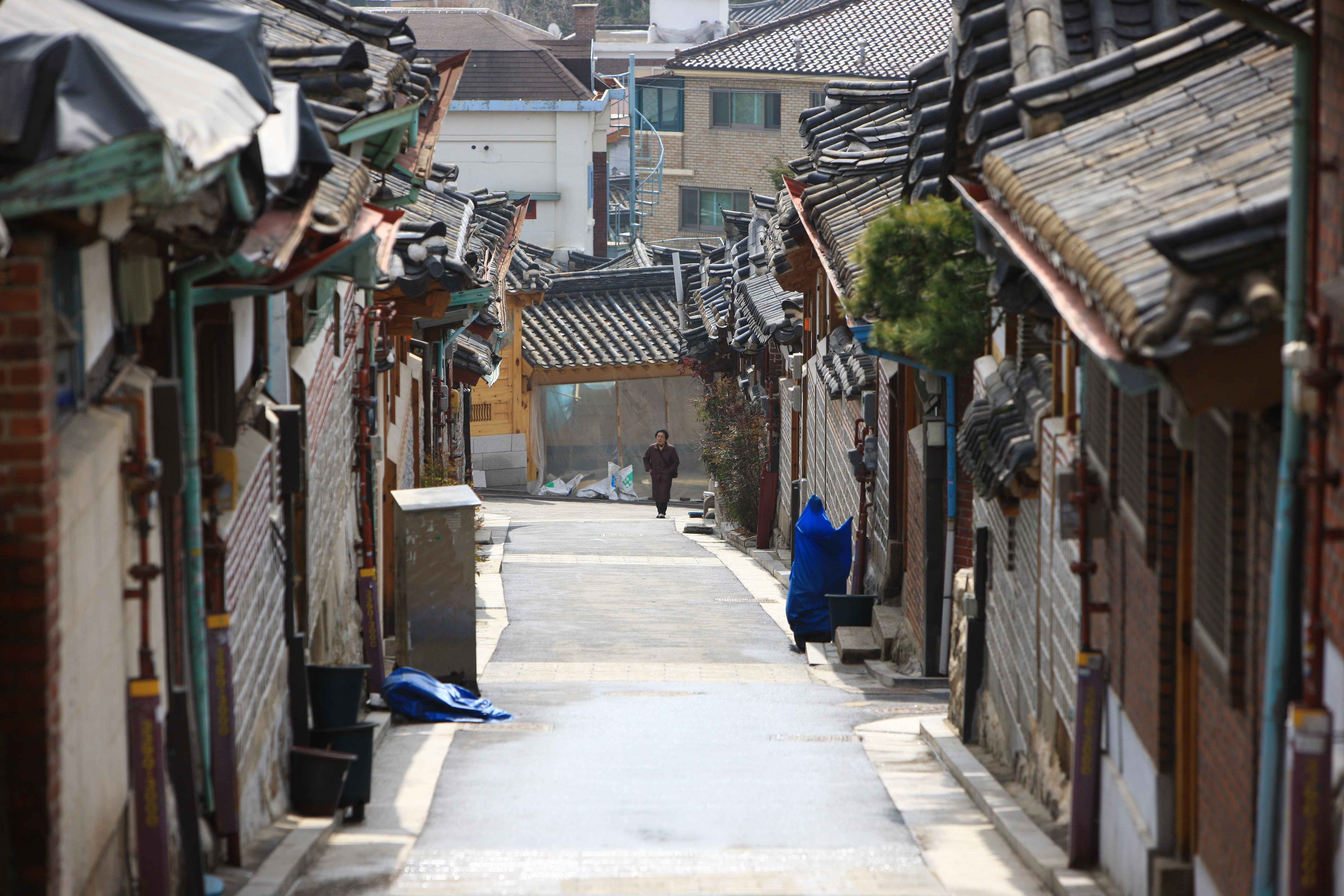 전통의 미를 그대로 간직한 한옥과 길의 멋