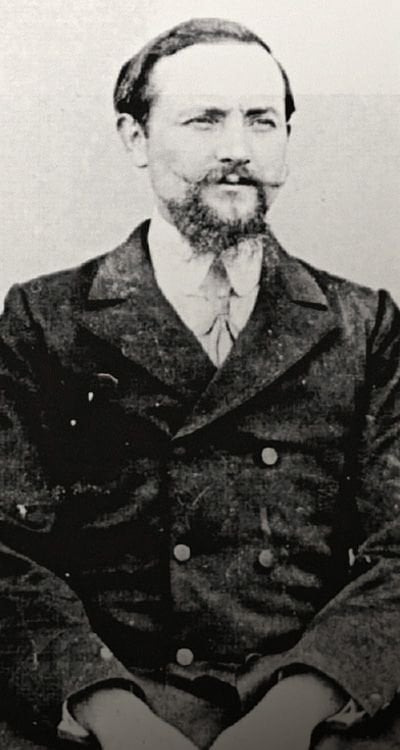 르꼬끄의 창립자 에밀 카땅