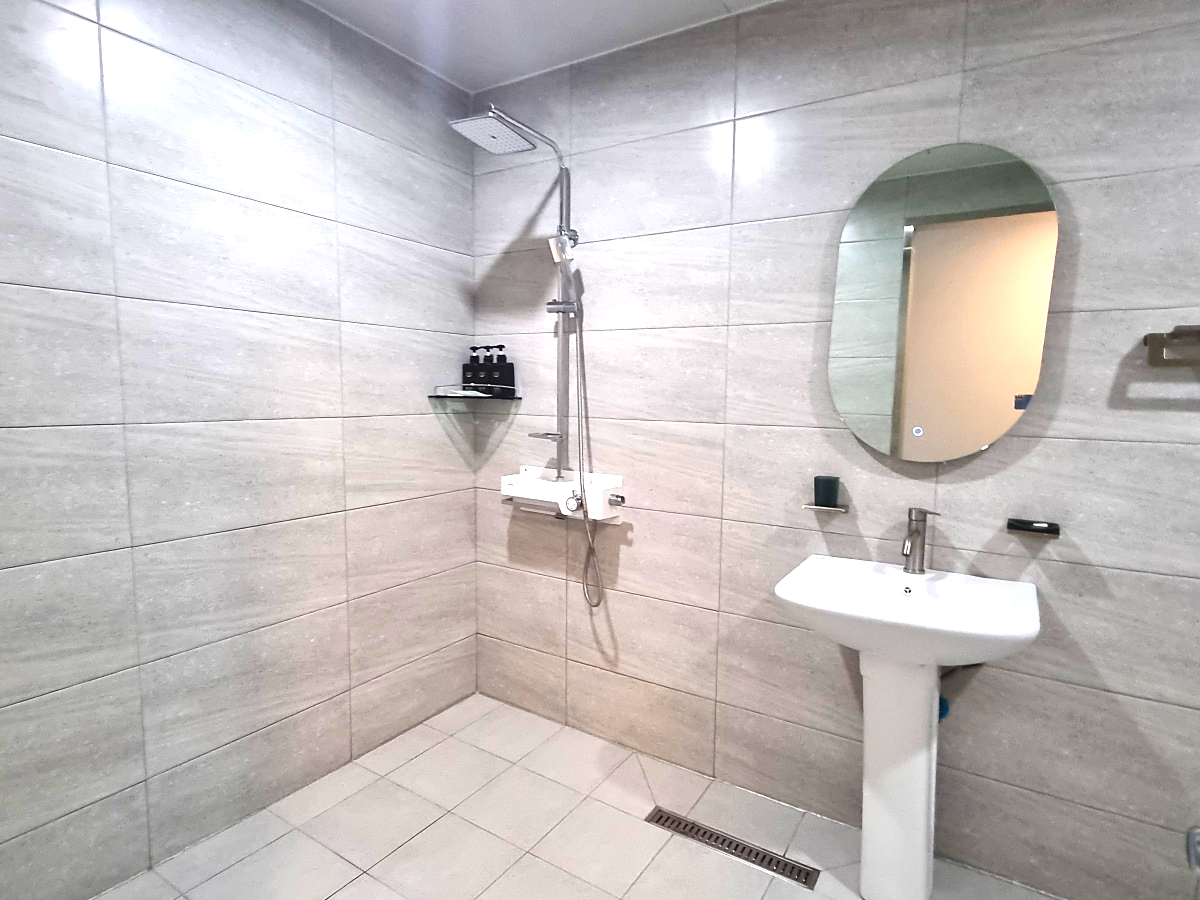 동해 천곡동 코스모스 호텔 후기 | 묵호·추암 이동 편한 5만원대 조식 포함 숙소