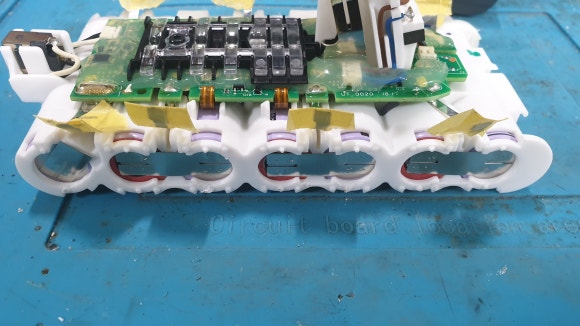 다이슨 v10 배터리 리필 작업