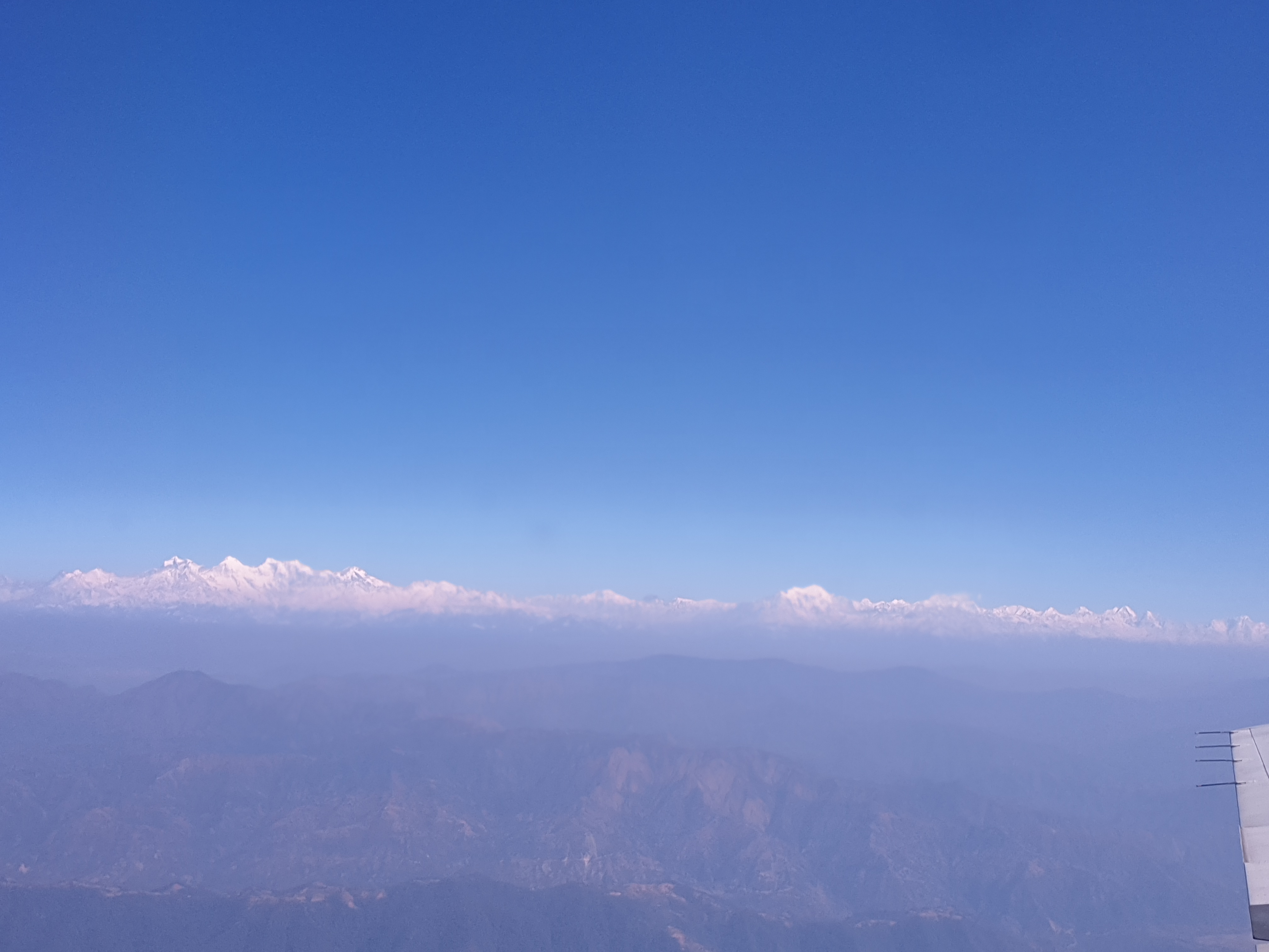 카트만두 상공 기내에서 촬영한 히말라야 설산