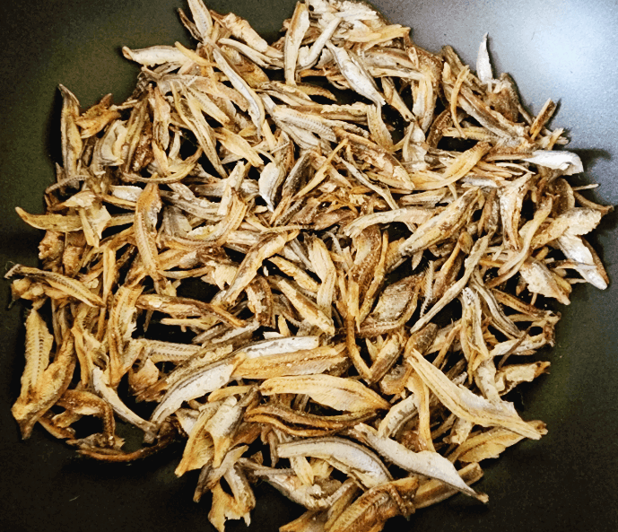 멸치볶음 딱딱하지 않게 맛있게 만드는 법 알아보기